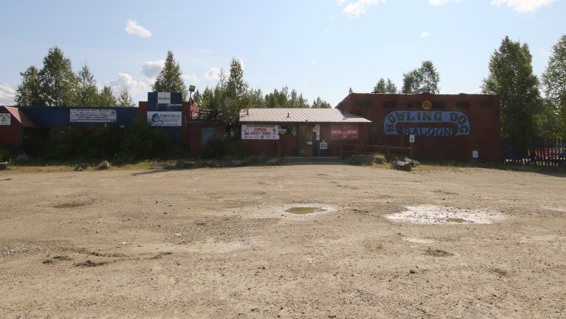 Steese Highway begins in Fox