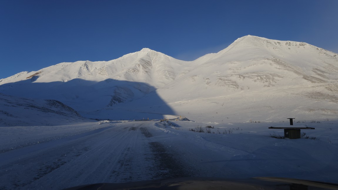 Approaching Atigun Pass