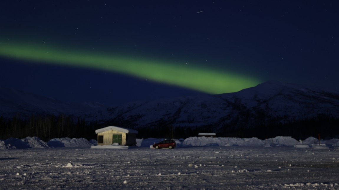 Aurora at Coldfoot Camp