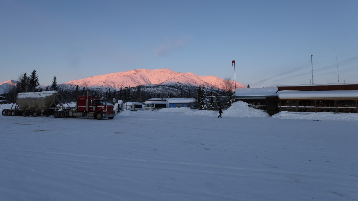 Morning at Coldfoot Camp